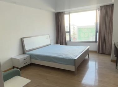 福雷德艾肯金座 