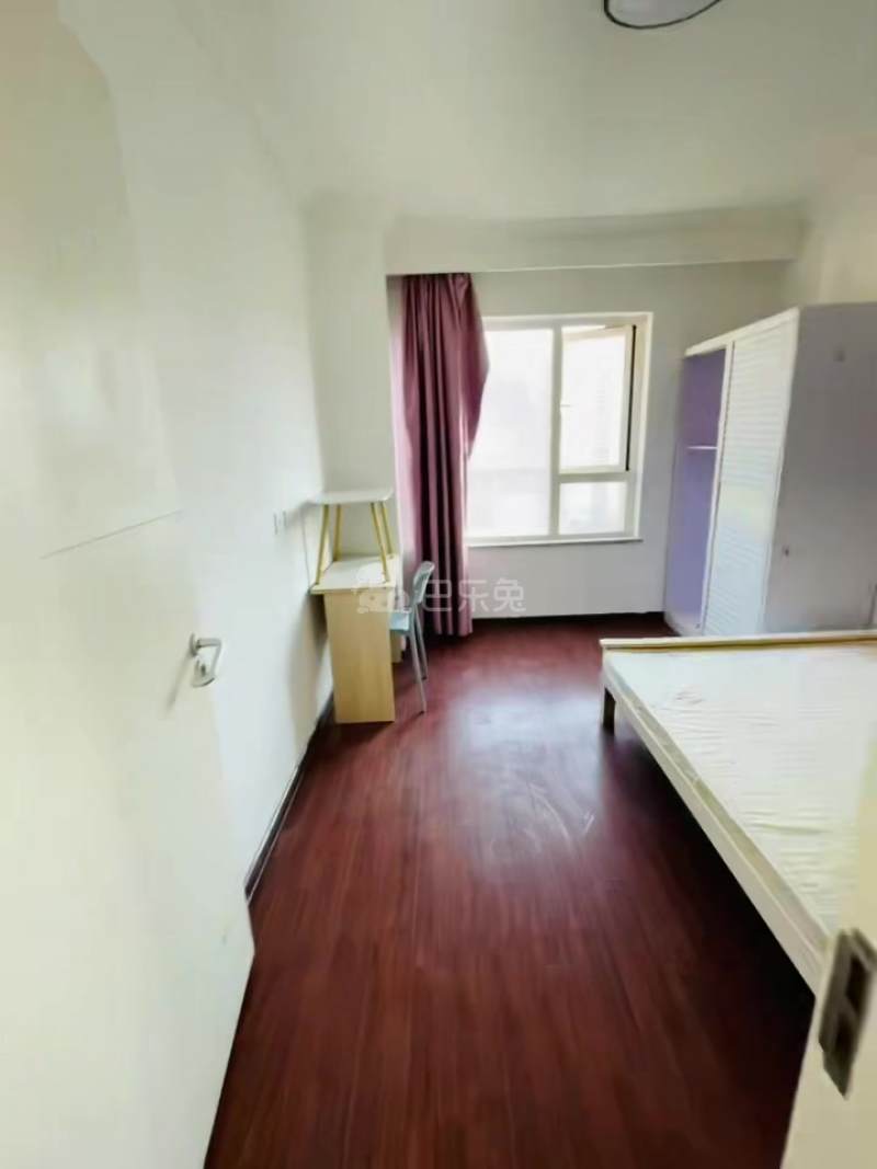 保利湾天地一期18459938周边环境图0