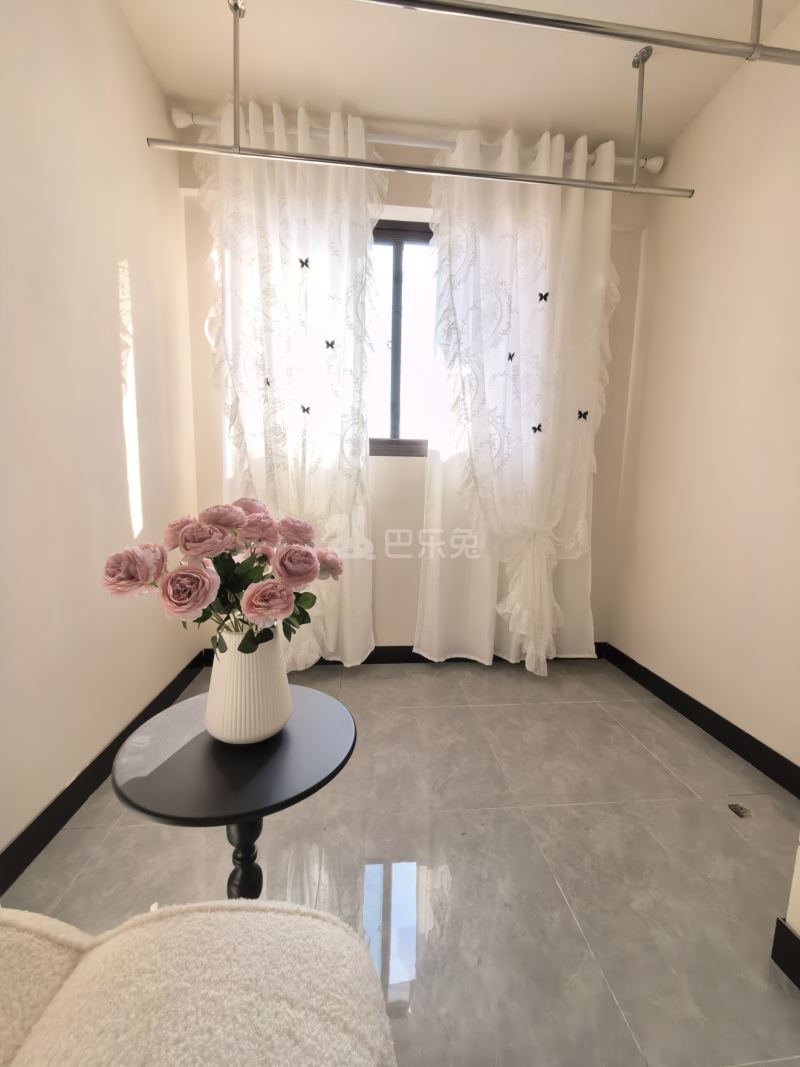 良景佳苑18462052客厅图7