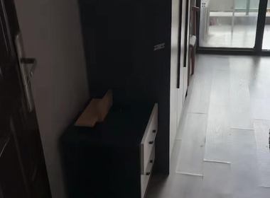 浙新小区 1室0厅1卫