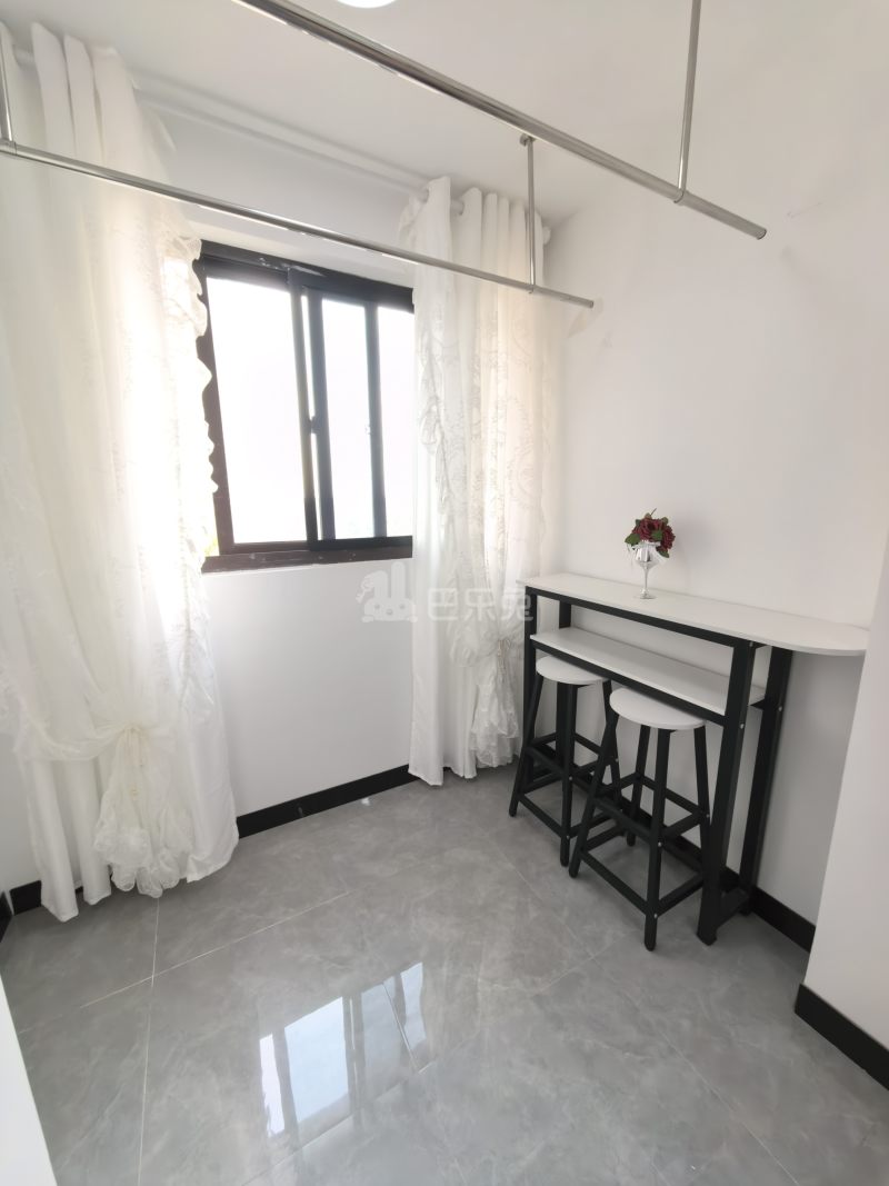 良景佳苑18466336客厅图6