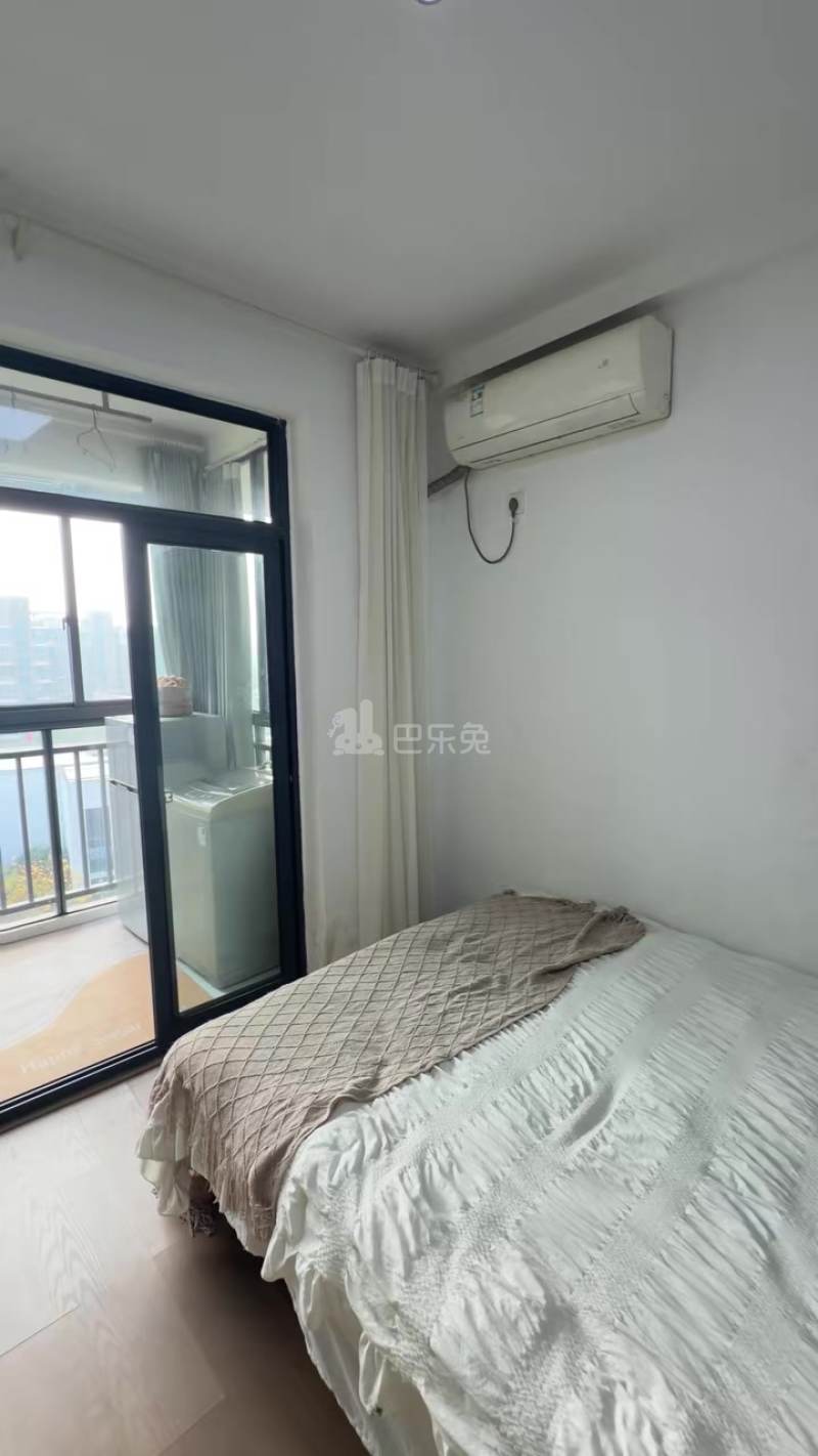 西溪水岸花苑18469001周边环境图0