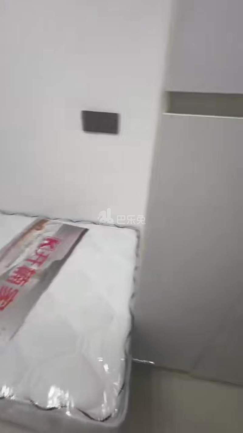 新和嘉苑18470776周边环境图0