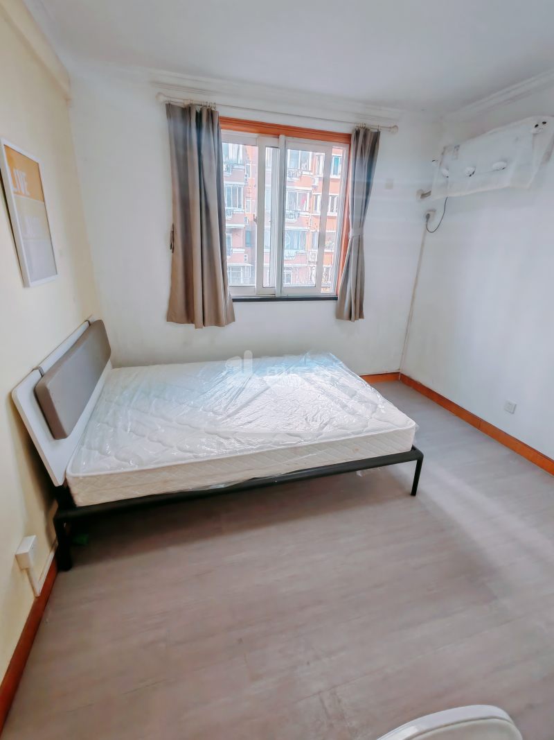 长阳新苑18471346周边环境图1