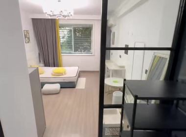 山水人家美林泉 