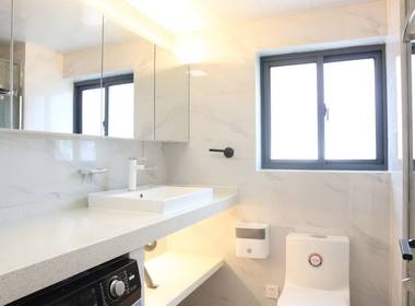 欣安大厦 1室0厅0卫