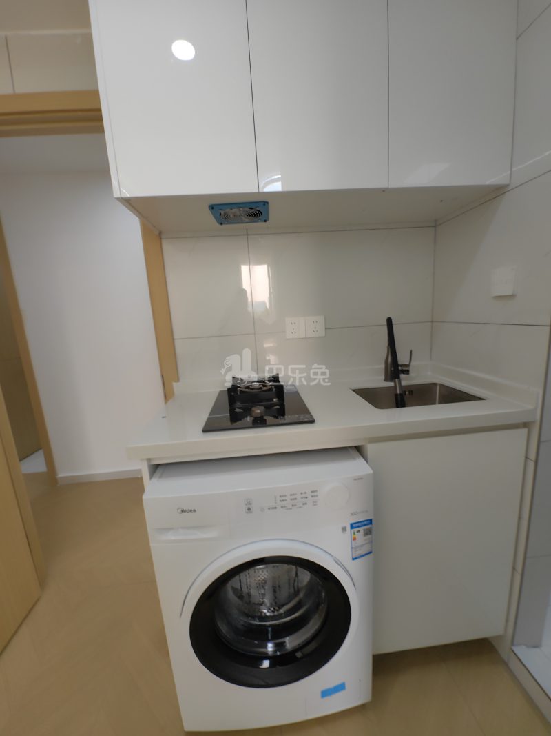 高行绿洲五期18472688厨房图5