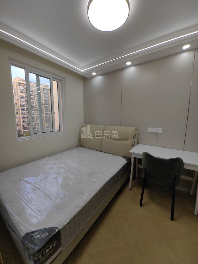 高行绿洲五期18472692卧室图3