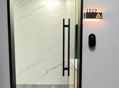 招商局大厦 1室0厅0卫