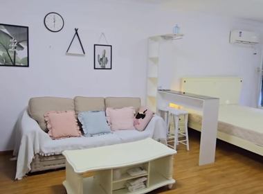 山水人家美林泉 