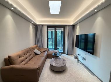 龙湖御湖境1 2室2厅1卫