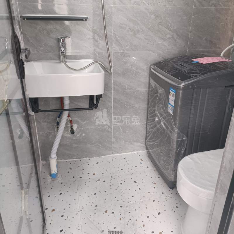 听潮南路415弄18480026卫生间图5