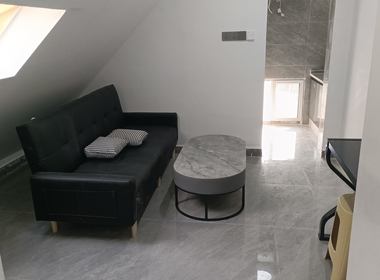 听潮南路415弄 1室1厅1卫