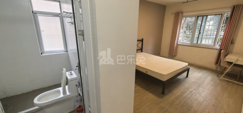 世纪花苑18485996客厅图3