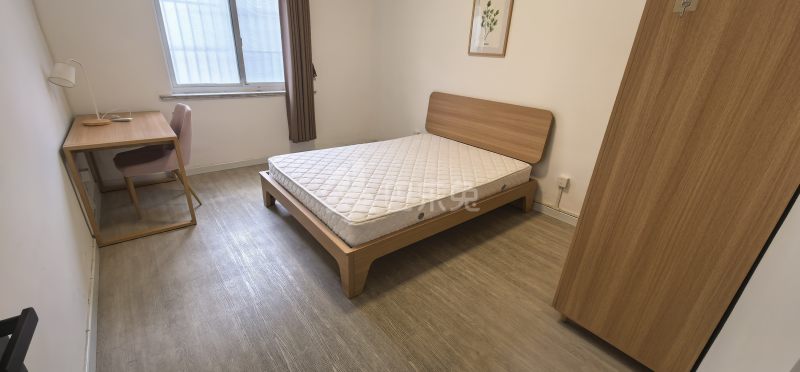 世纪花苑18485996客厅图4