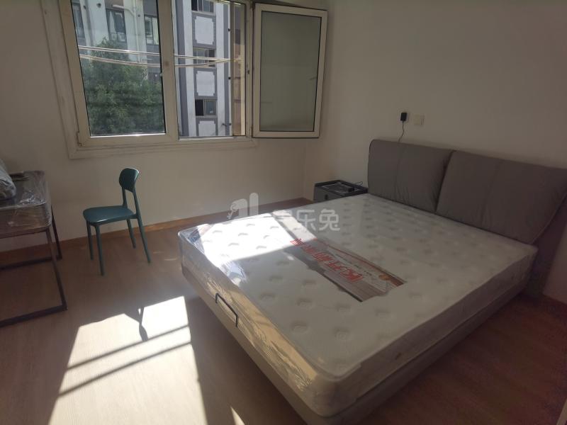 江川二村南区18486595卧室图2