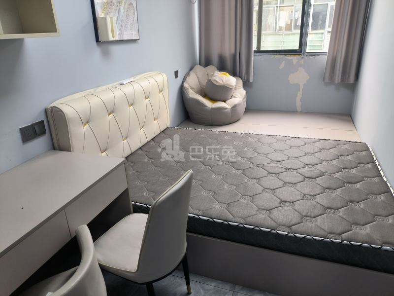 二联家园一区184527卧室图1