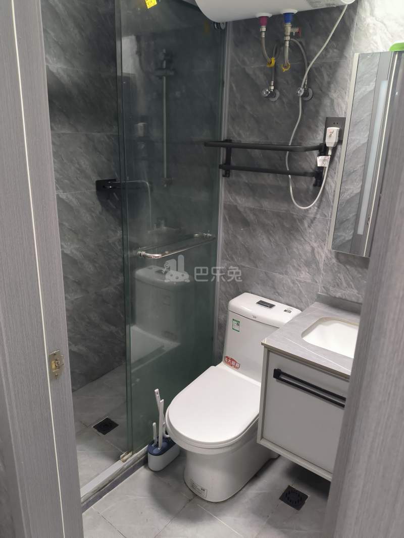 二联家园一区184527卫生间图8