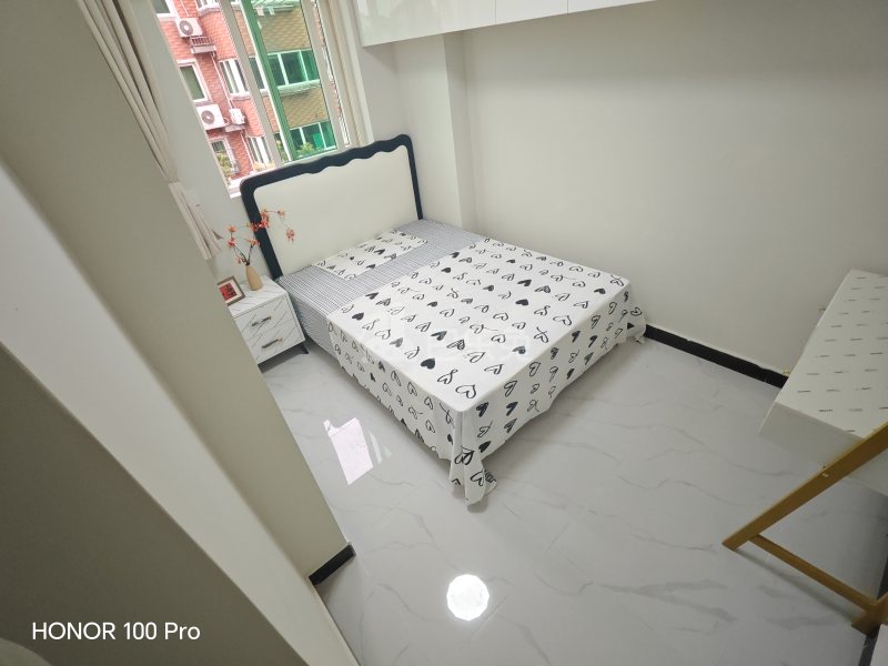 杨泰一村（杨泰路338弄）18524819卧室图0