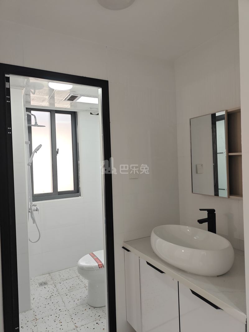 新场聚福里18534960卫生间图7