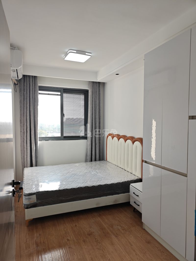 新场聚福里18534960卧室图0