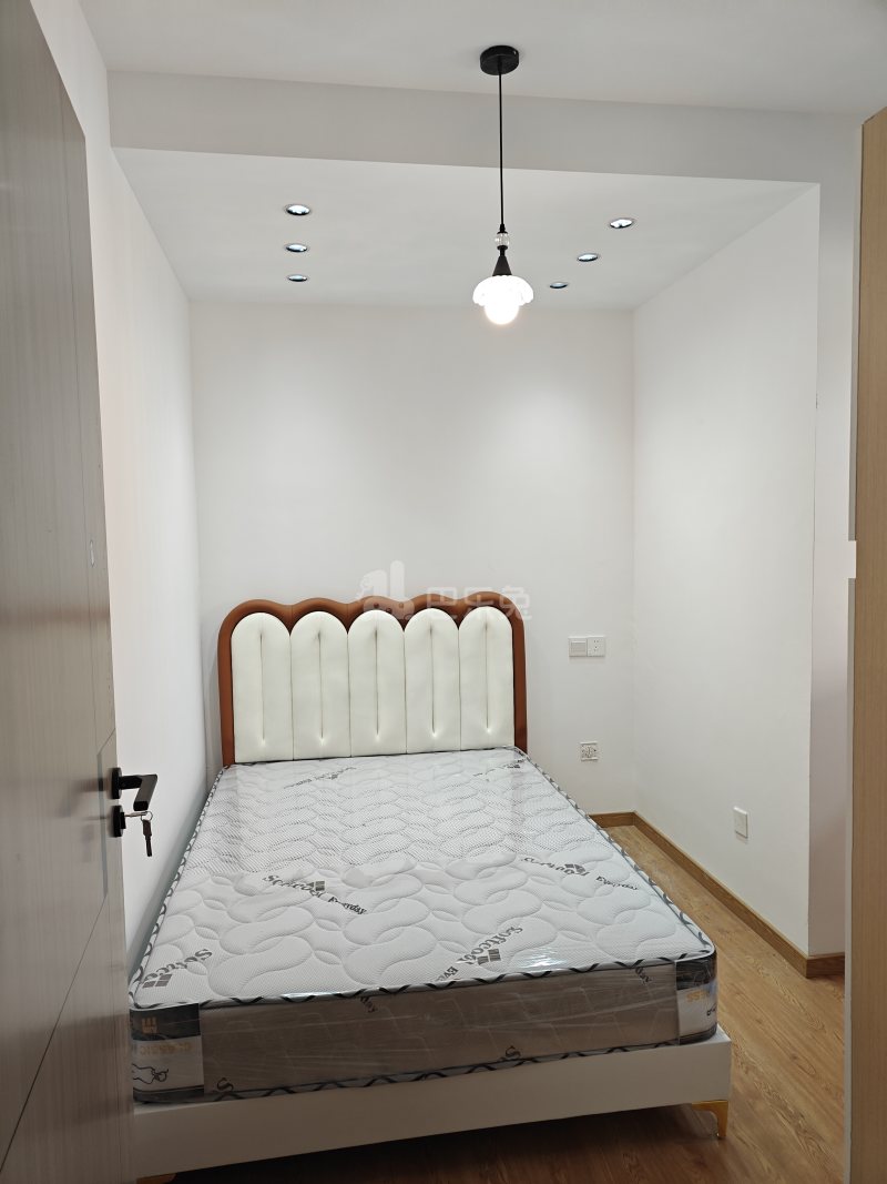 新场聚福里18534960卧室图4