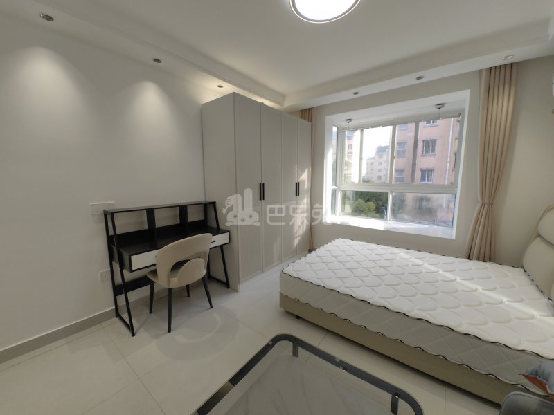 和龙新苑18571287卧室图3