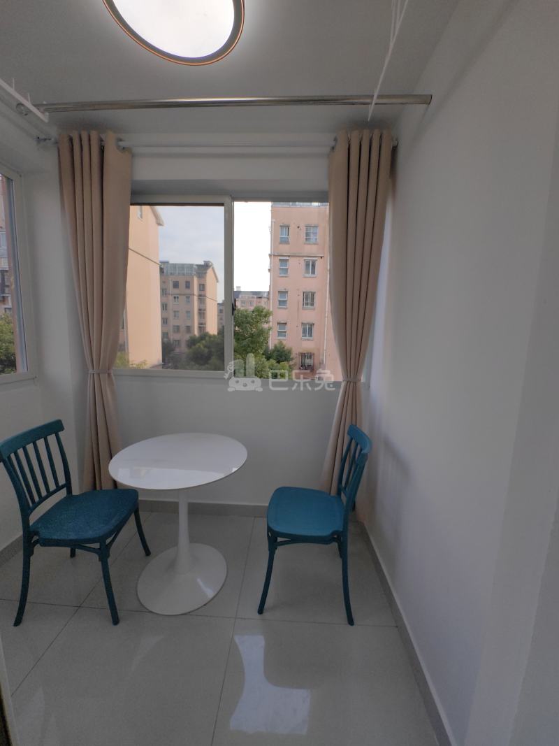 和龙新苑18571289周边环境图7