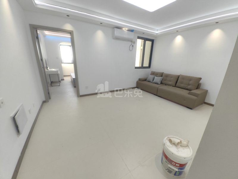 新场聚福里18581740客厅图4