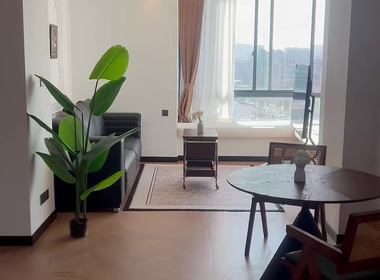 美都广场 1室2厅0卫