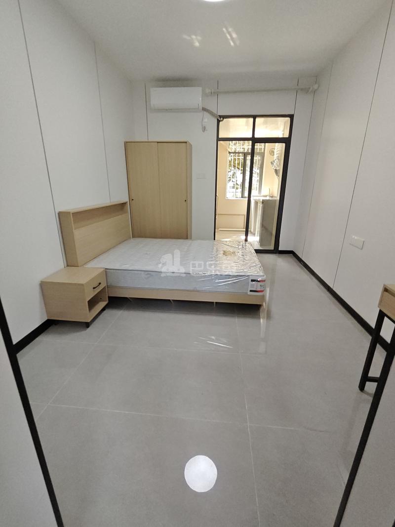 东组团住宅区（康佳苑西）18612793卧室图0