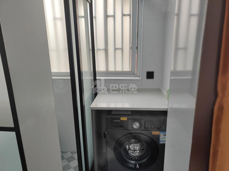 浦凌佳苑18613749卧室窗户图9