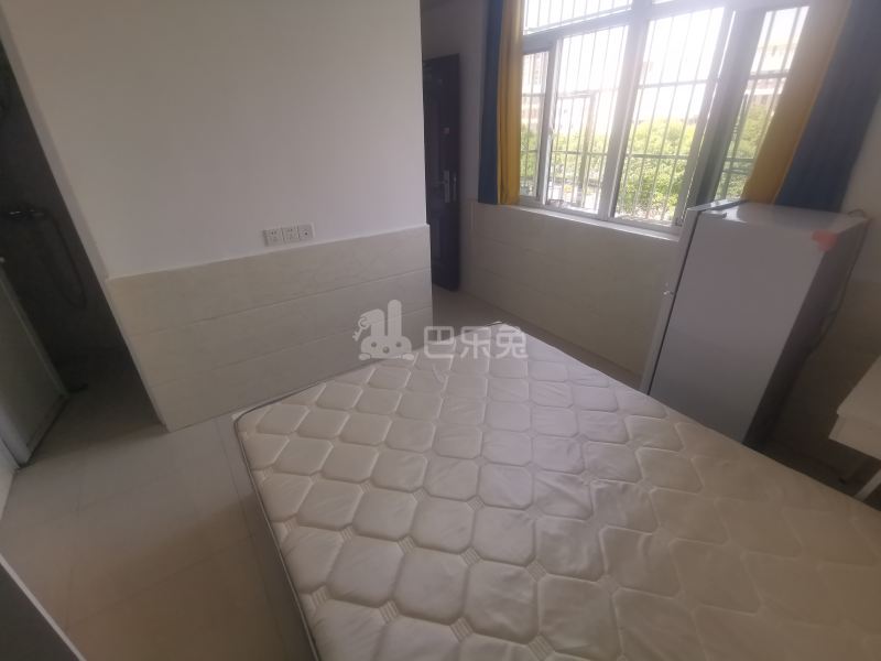 陆家角馨苑东区186440卧室图2