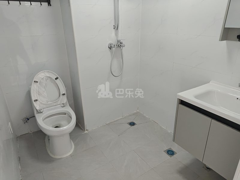 新场聚福里18707894卫生间图8