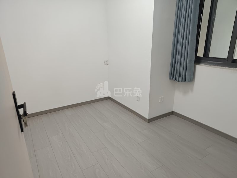 新场聚福里18707894卧室图3