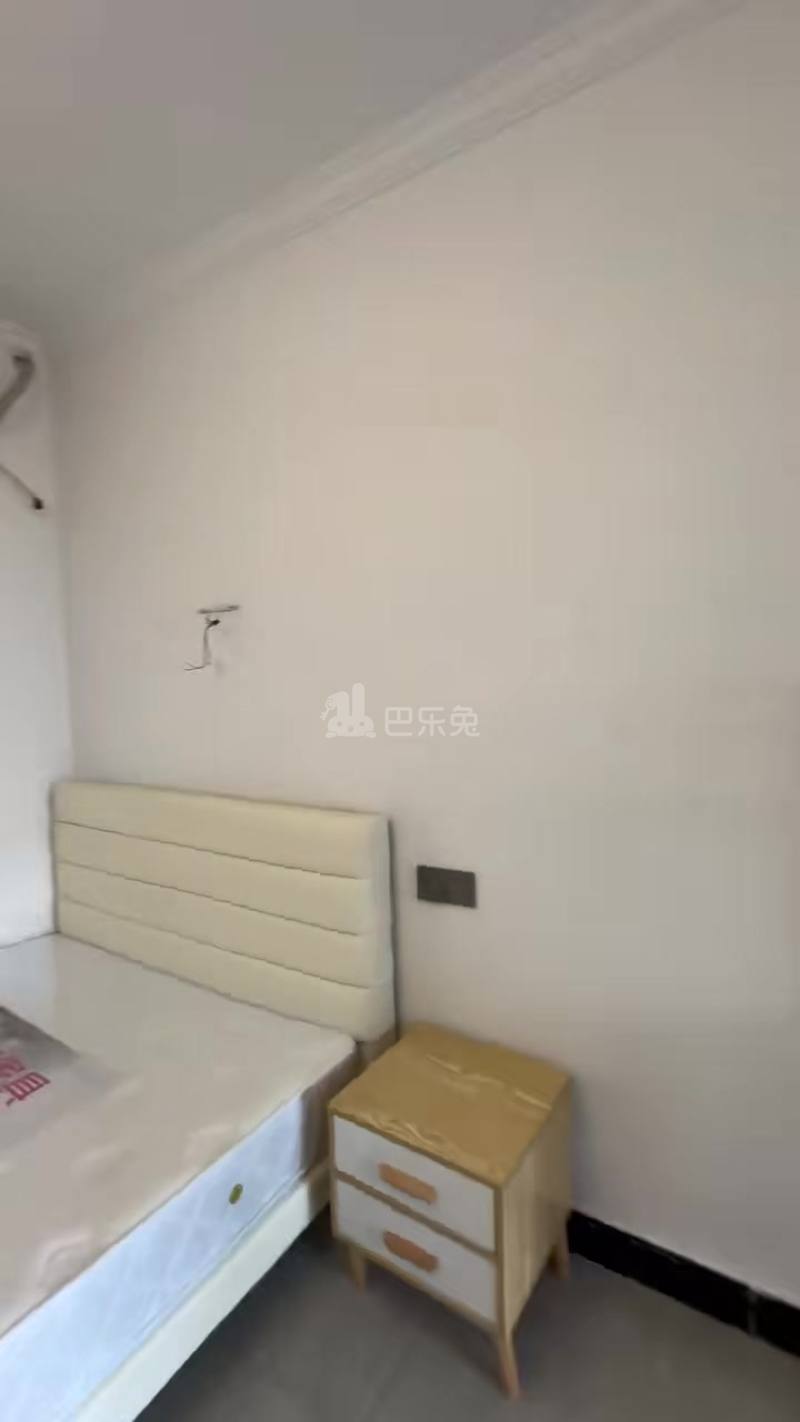 新和嘉苑18708453周边环境图0