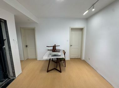 齐八小区 2室1厅1卫