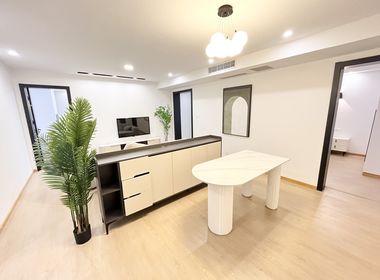 八方大厦 2室2厅1卫