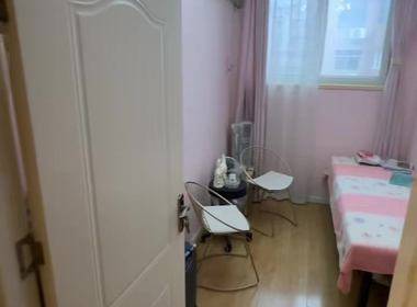 湖滨公寓 3室0厅1卫