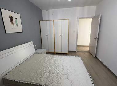 绿洲公寓 1室0厅1卫