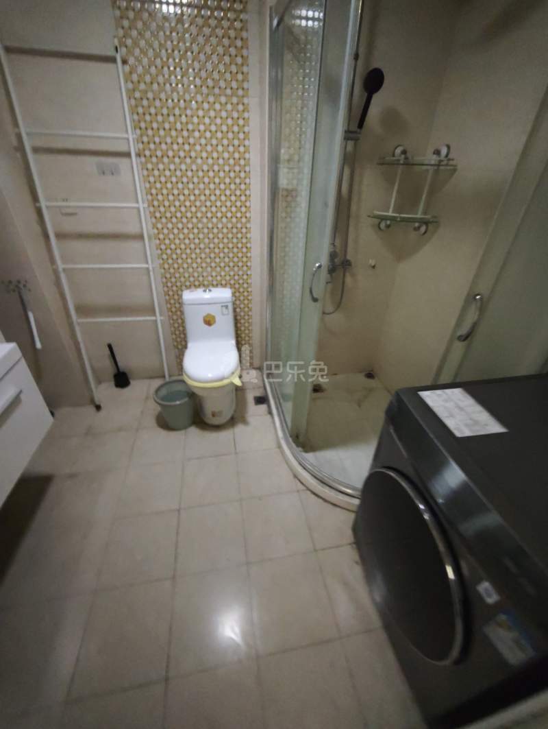 宇泰公寓1688038卫生间图17