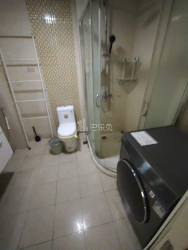 宇泰公寓1688038卫生间图18