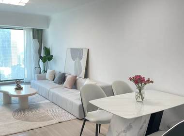 瑞虹新城二期 2室2厅1卫