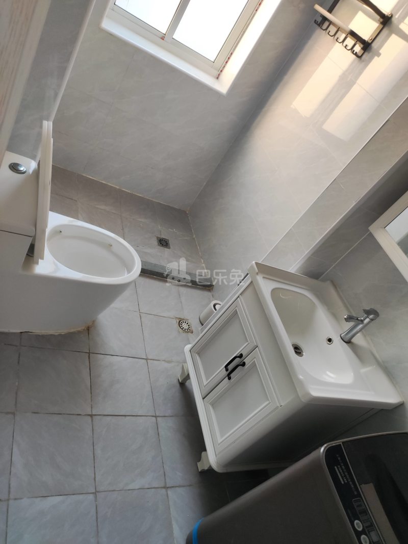 共康六村第二居民区194857卫生间图6