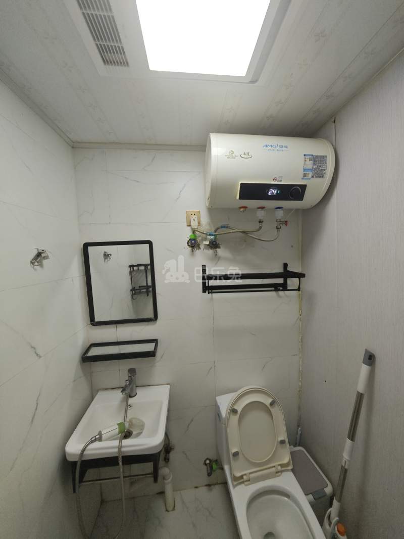 阳光城市家园203611卫生间图13