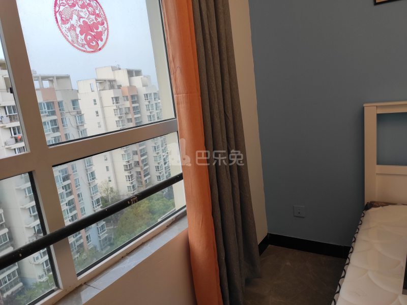 滨浦新苑四村2050609卧室图2