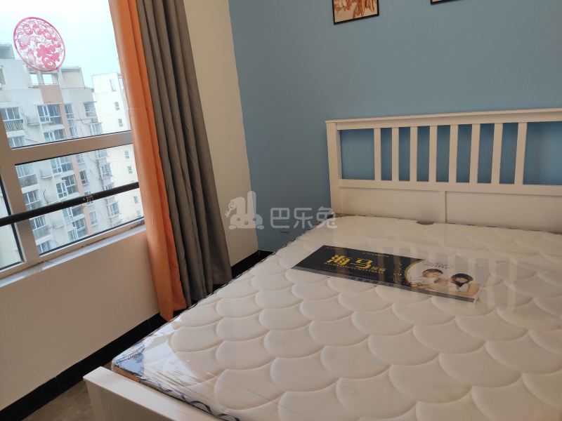 滨浦新苑四村2050609卧室图5