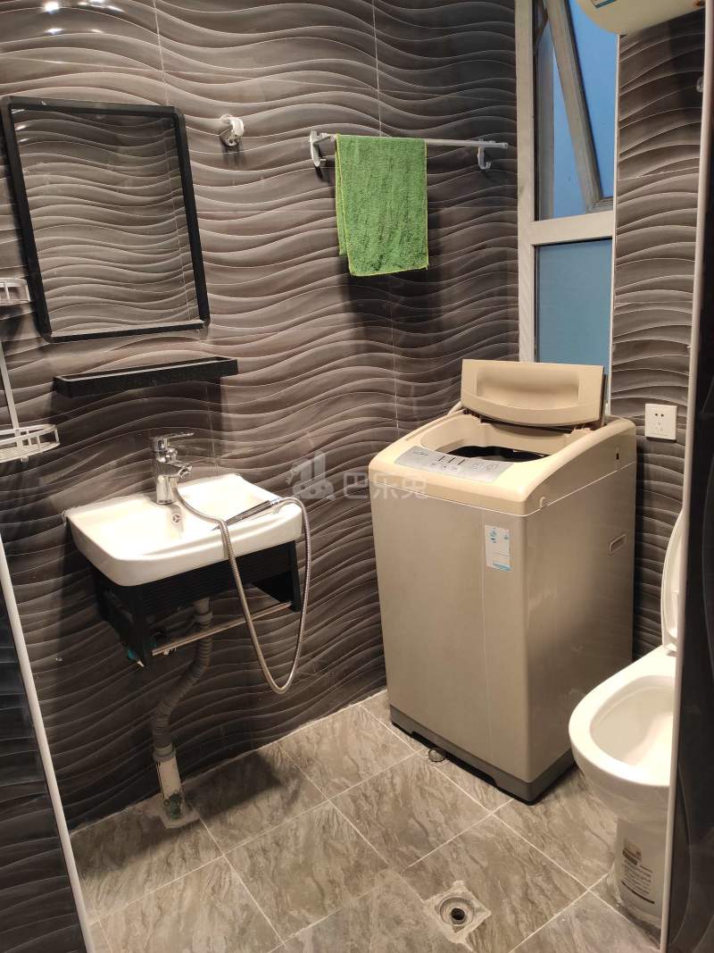 滨浦新苑四村2050609卫生间图7