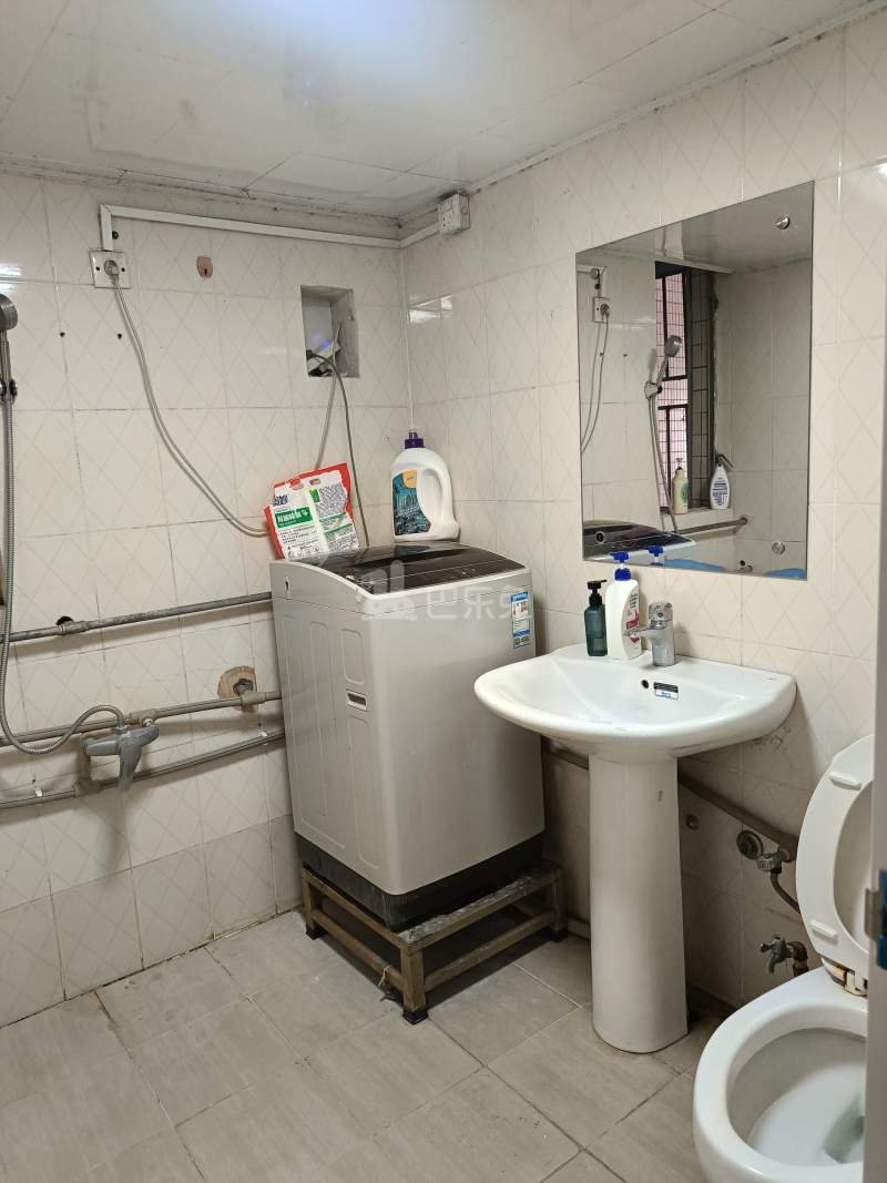 深南花园2073177卫生间图10