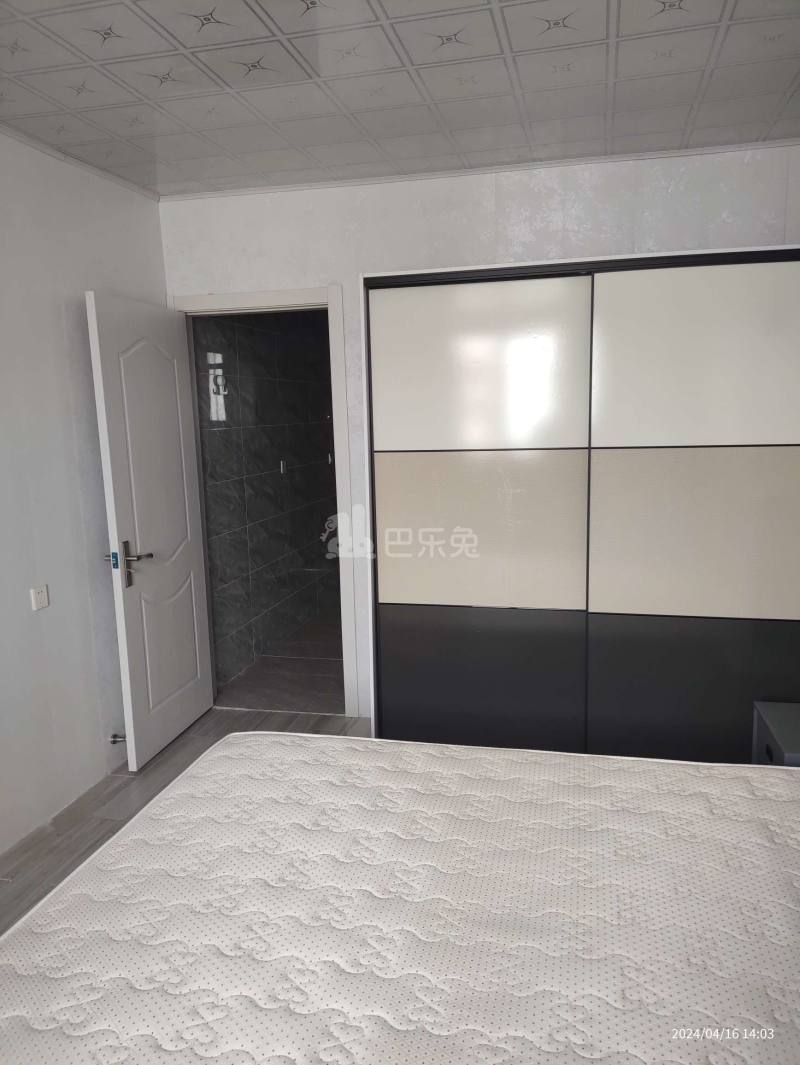 上钢四村209293卧室图3